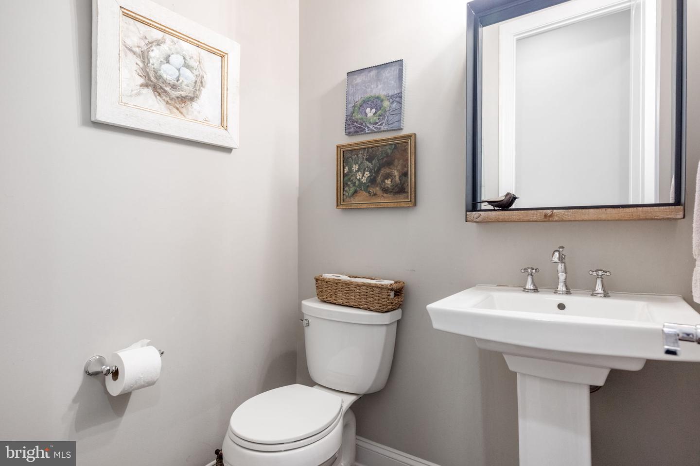 125 TOWHEE DR, LAKE FREDERICK, Virginia 22630, 4 Bedrooms Bedrooms, ,3 BathroomsBathrooms,Residential,For sale,125 TOWHEE DR,VAFV2034940 MLS # VAFV2034940