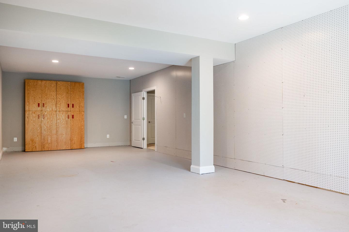125 TOWHEE DR, LAKE FREDERICK, Virginia 22630, 4 Bedrooms Bedrooms, ,3 BathroomsBathrooms,Residential,For sale,125 TOWHEE DR,VAFV2034940 MLS # VAFV2034940