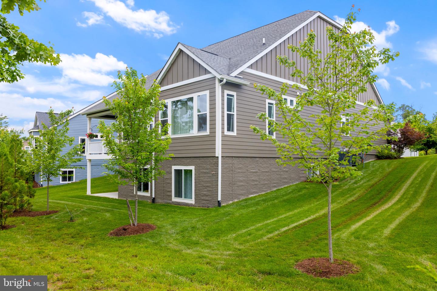 125 TOWHEE DR, LAKE FREDERICK, Virginia 22630, 4 Bedrooms Bedrooms, ,3 BathroomsBathrooms,Residential,For sale,125 TOWHEE DR,VAFV2034940 MLS # VAFV2034940