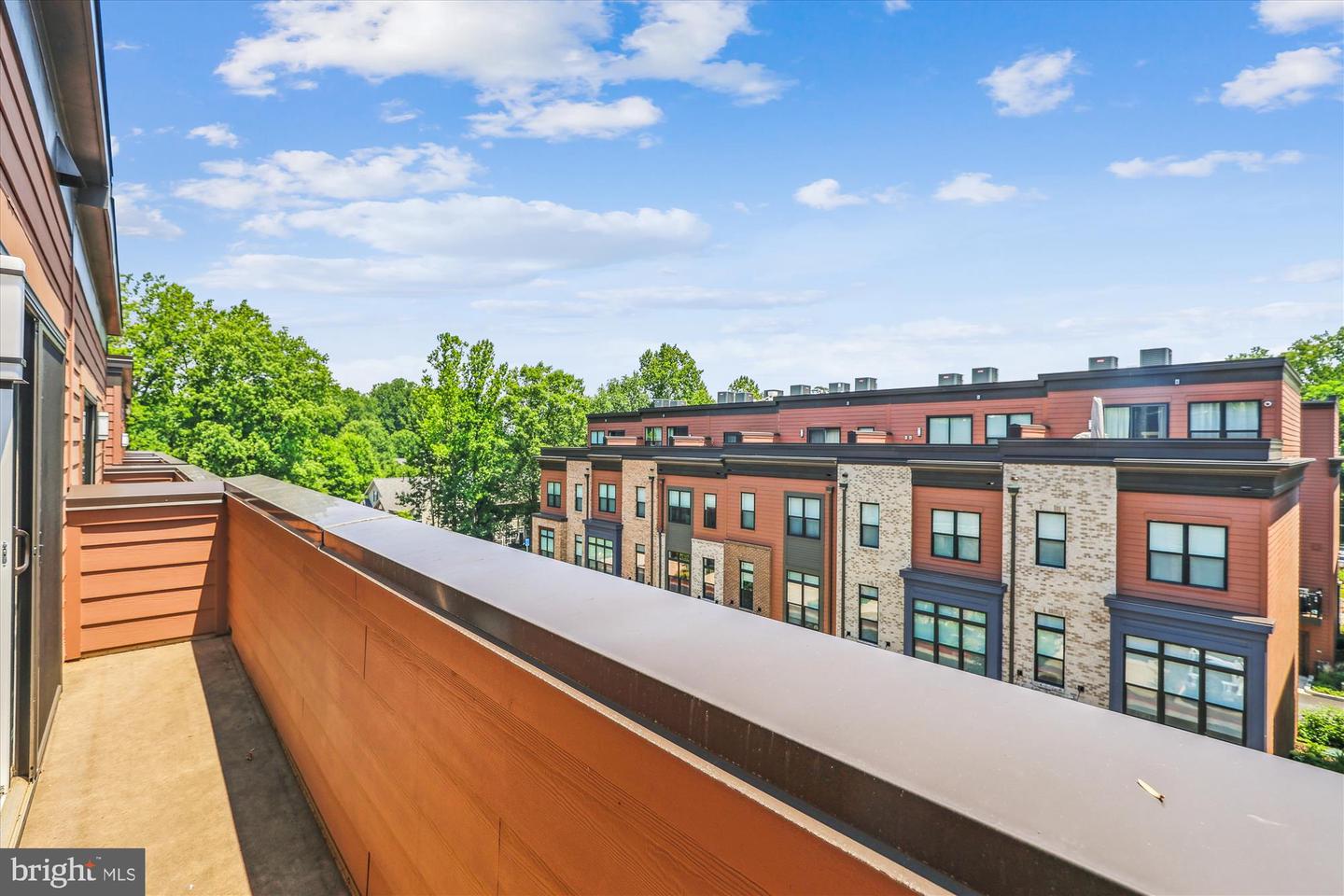 3538 SUTTON HEIGHTS CIR, FAIRFAX, Virginia 22031, 3 Bedrooms Bedrooms, ,3 BathroomsBathrooms,Residential,For sale,3538 SUTTON HEIGHTS CIR,VAFC2006478 MLS # VAFC2006478