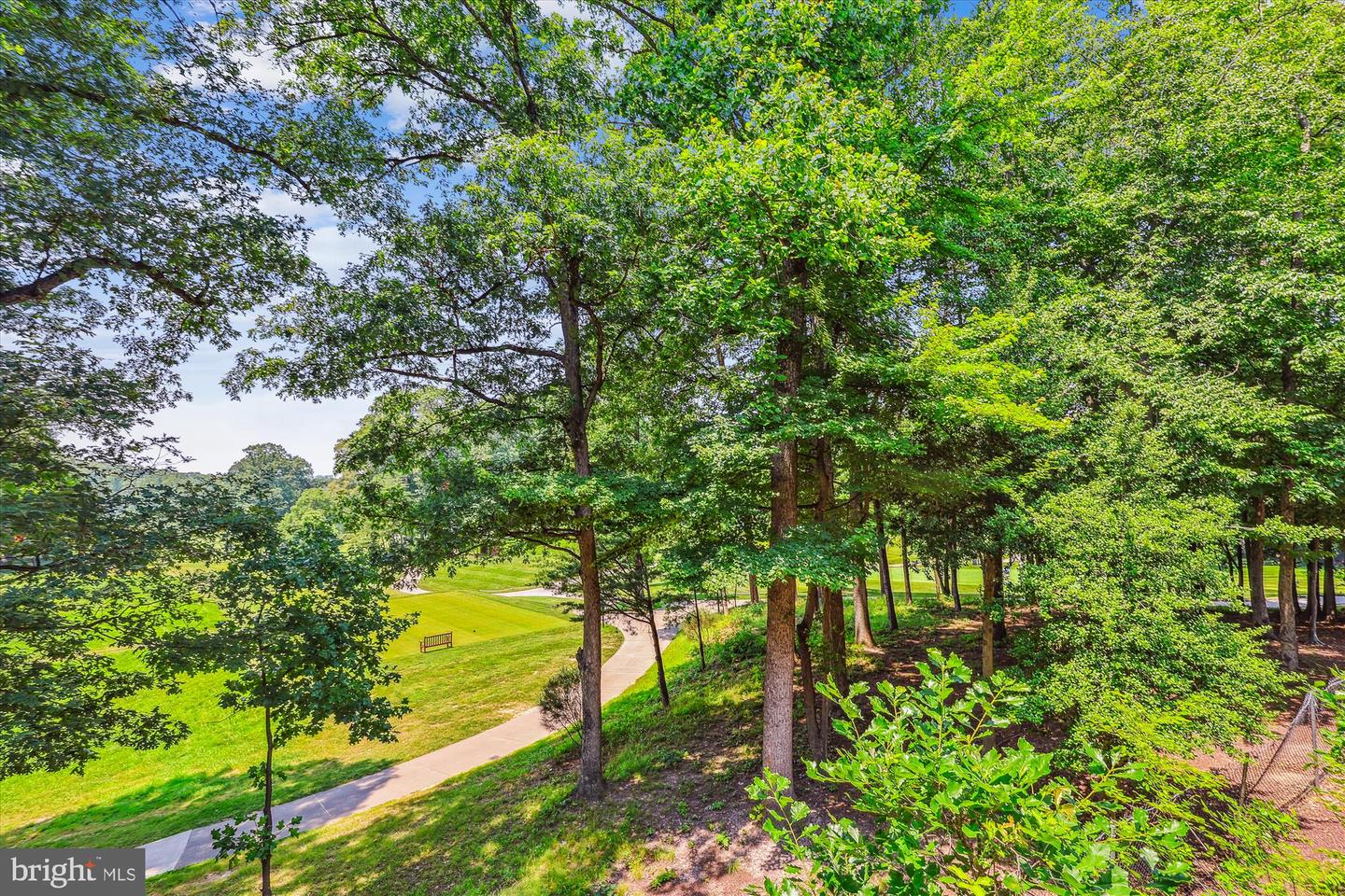 3538 SUTTON HEIGHTS CIR, FAIRFAX, Virginia 22031, 3 Bedrooms Bedrooms, ,3 BathroomsBathrooms,Residential,For sale,3538 SUTTON HEIGHTS CIR,VAFC2006478 MLS # VAFC2006478