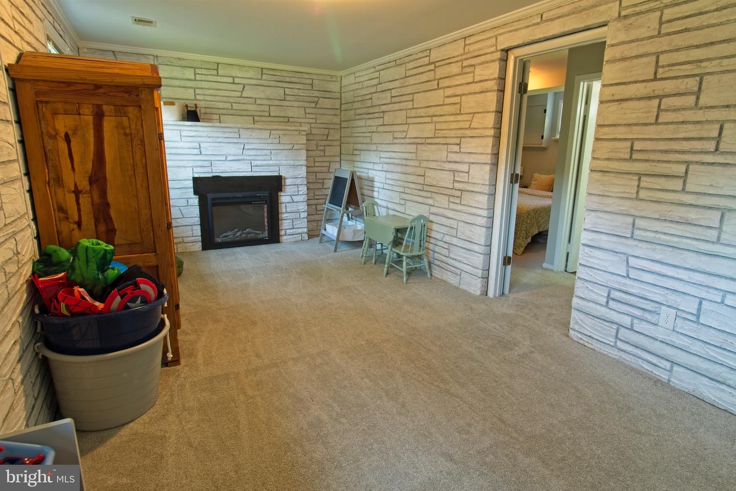 4514 PICOT RD, ALEXANDRIA, Virginia 22310, 4 Bedrooms Bedrooms, ,2 BathroomsBathrooms,Residential,For sale,4514 PICOT RD,VAFX2247832 MLS # VAFX2247832