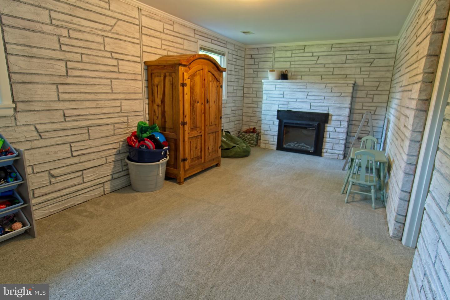 4514 PICOT RD, ALEXANDRIA, Virginia 22310, 4 Bedrooms Bedrooms, ,2 BathroomsBathrooms,Residential,For sale,4514 PICOT RD,VAFX2247832 MLS # VAFX2247832