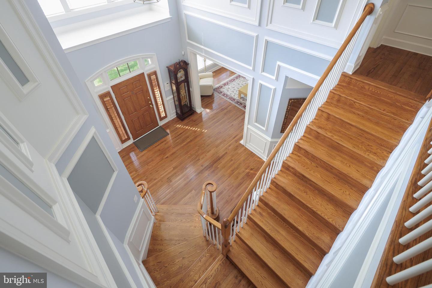 18256 SHINNIECOCK HILLS PL, LEESBURG, Virginia 20176, 6 Bedrooms Bedrooms, ,4 BathroomsBathrooms,Residential,For sale,18256 SHINNIECOCK HILLS PL,VALO2099718 MLS # VALO2099718