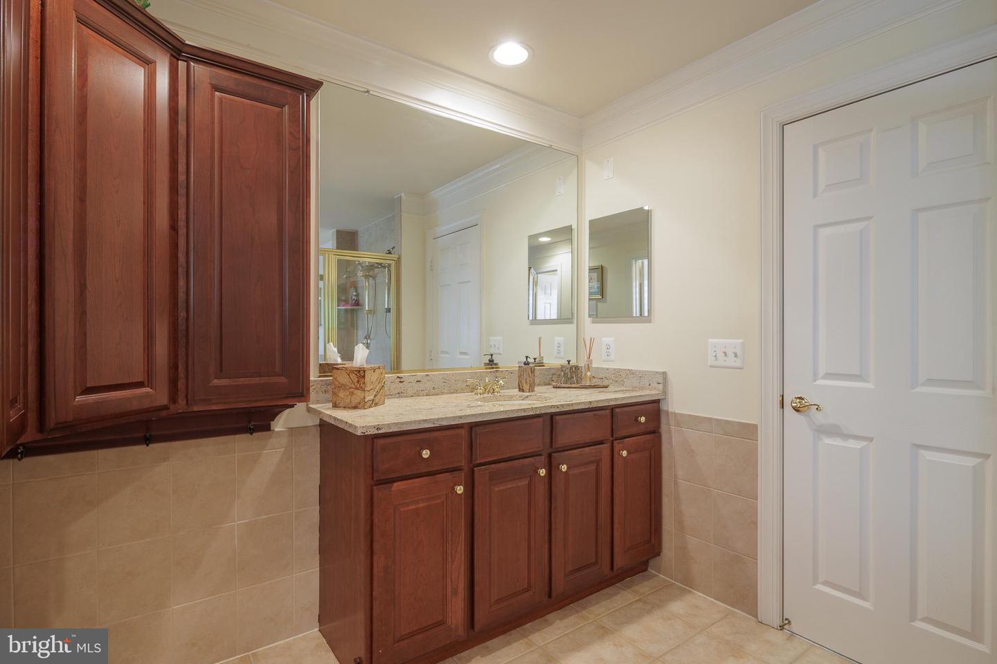 18256 SHINNIECOCK HILLS PL, LEESBURG, Virginia 20176, 6 Bedrooms Bedrooms, ,4 BathroomsBathrooms,Residential,For sale,18256 SHINNIECOCK HILLS PL,VALO2099718 MLS # VALO2099718