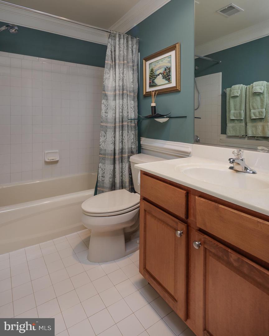 18256 SHINNIECOCK HILLS PL, LEESBURG, Virginia 20176, 6 Bedrooms Bedrooms, ,4 BathroomsBathrooms,Residential,For sale,18256 SHINNIECOCK HILLS PL,VALO2099718 MLS # VALO2099718