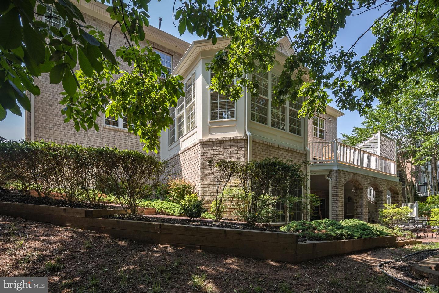 18256 SHINNIECOCK HILLS PL, LEESBURG, Virginia 20176, 6 Bedrooms Bedrooms, ,4 BathroomsBathrooms,Residential,For sale,18256 SHINNIECOCK HILLS PL,VALO2099718 MLS # VALO2099718
