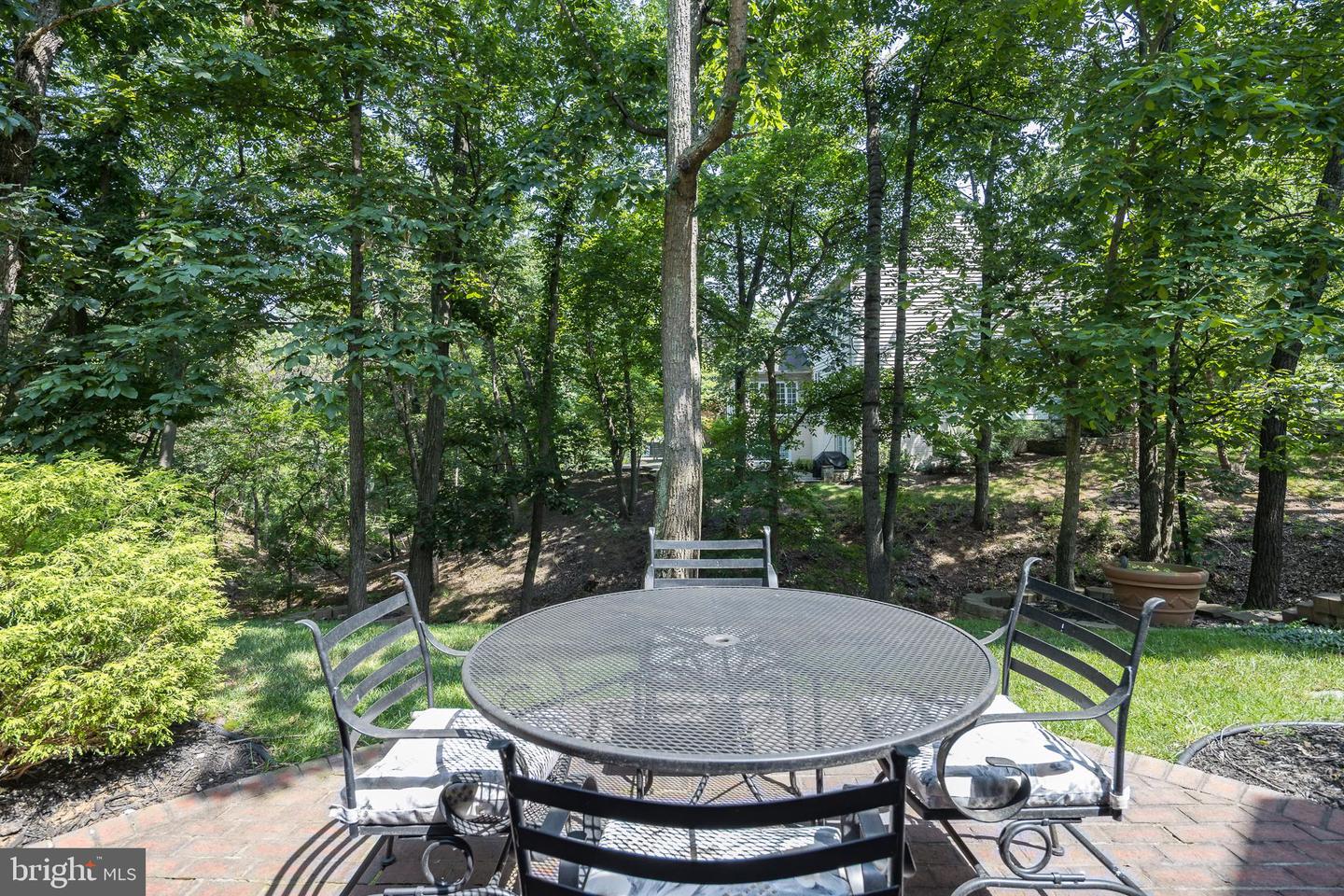 18256 SHINNIECOCK HILLS PL, LEESBURG, Virginia 20176, 6 Bedrooms Bedrooms, ,4 BathroomsBathrooms,Residential,For sale,18256 SHINNIECOCK HILLS PL,VALO2099718 MLS # VALO2099718