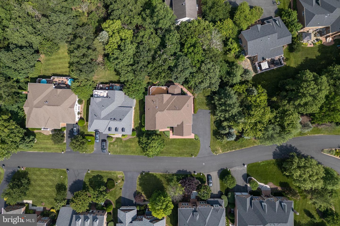 18256 SHINNIECOCK HILLS PL, LEESBURG, Virginia 20176, 6 Bedrooms Bedrooms, ,4 BathroomsBathrooms,Residential,For sale,18256 SHINNIECOCK HILLS PL,VALO2099718 MLS # VALO2099718