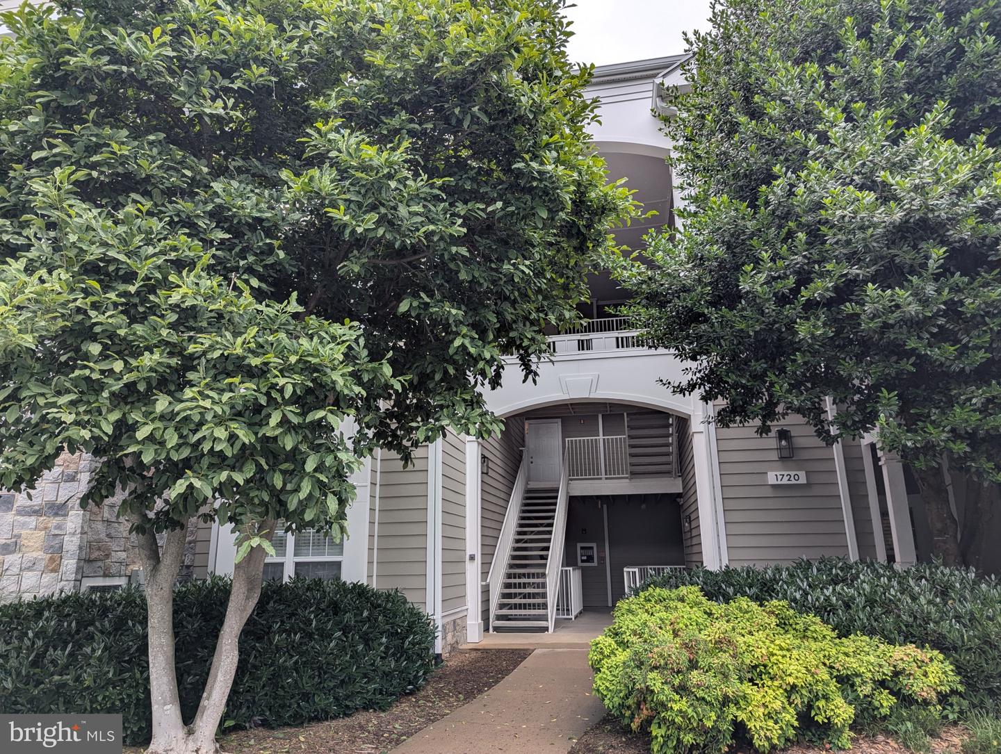 1720 LAKE SHORE CREST DR #34, RESTON, Virginia 20190, 2 Bedrooms Bedrooms, ,1 BathroomBathrooms,Residential,For sale,1720 LAKE SHORE CREST DR #34,VAFX2247910 MLS # VAFX2247910