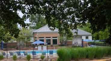1720 LAKE SHORE CREST DR #34, RESTON, Virginia 20190, 2 Bedrooms Bedrooms, ,1 BathroomBathrooms,Residential,For sale,1720 LAKE SHORE CREST DR #34,VAFX2247910 MLS # VAFX2247910