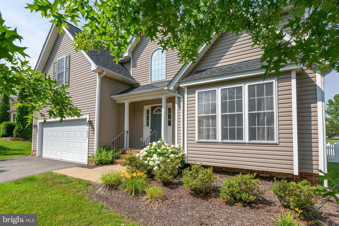 10707 TRICIA PL, FREDERICKSBURG, Virginia 22408, 5 Bedrooms Bedrooms, ,3 BathroomsBathrooms,Residential,For sale,10707 TRICIA PL,VASP2033982 MLS # VASP2033982
