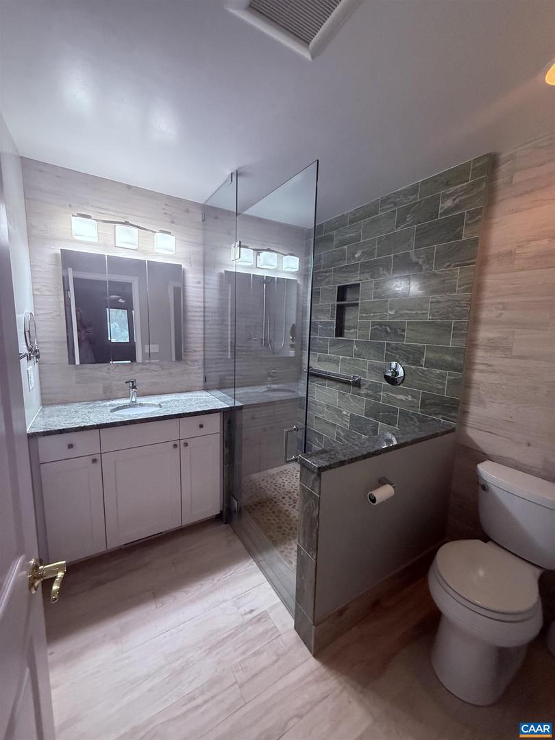 1303 BRANCHLANDS DR, CHARLOTTESVILLE, Virginia 22901, 3 Bedrooms Bedrooms, ,3 BathroomsBathrooms,Residential,For sale,1303 BRANCHLANDS DR,665795 MLS # 665795