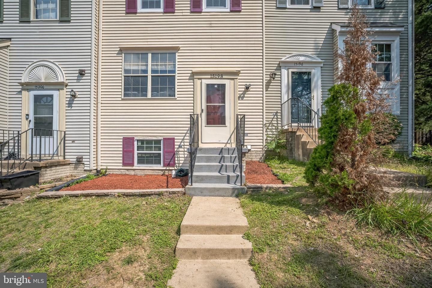 15198 WENTWOOD LN, WOODBRIDGE, Virginia 22191, 4 Bedrooms Bedrooms, ,3 BathroomsBathrooms,Residential,For sale,15198 WENTWOOD LN,VAPW2097226 MLS # VAPW2097226