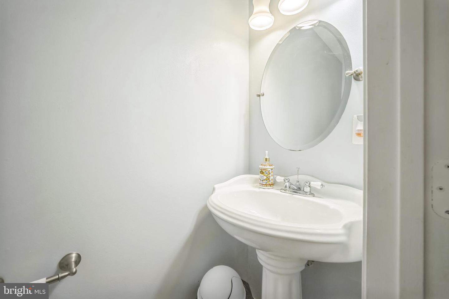 15198 WENTWOOD LN, WOODBRIDGE, Virginia 22191, 4 Bedrooms Bedrooms, ,3 BathroomsBathrooms,Residential,For sale,15198 WENTWOOD LN,VAPW2097226 MLS # VAPW2097226