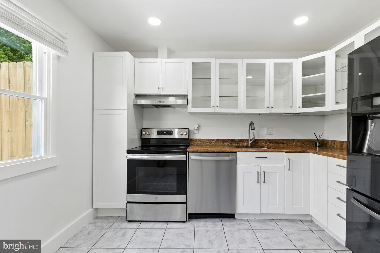 13727 MAHONEY DR, WOODBRIDGE, Virginia 22193, 3 Bedrooms Bedrooms, ,1 BathroomBathrooms,Residential,For sale,13727 MAHONEY DR,VAPW2097228 MLS # VAPW2097228
