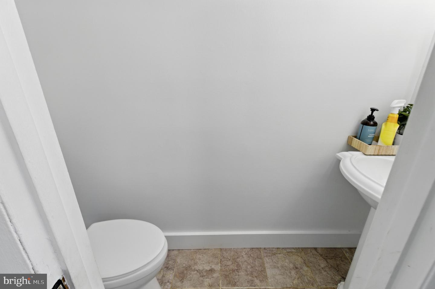 13727 MAHONEY DR, WOODBRIDGE, Virginia 22193, 3 Bedrooms Bedrooms, ,1 BathroomBathrooms,Residential,For sale,13727 MAHONEY DR,VAPW2097228 MLS # VAPW2097228