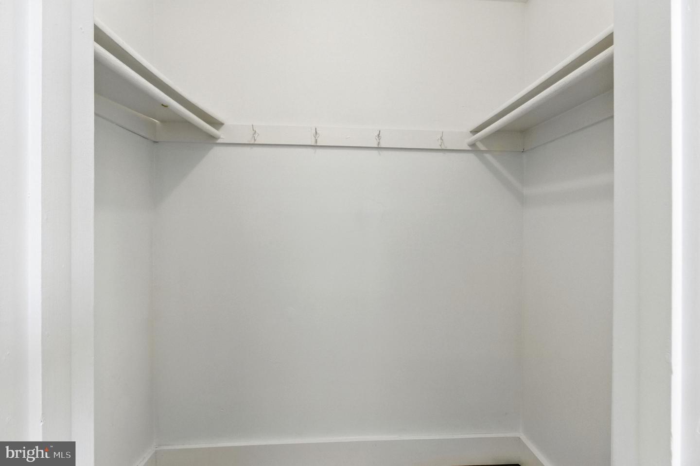 13727 MAHONEY DR, WOODBRIDGE, Virginia 22193, 3 Bedrooms Bedrooms, ,1 BathroomBathrooms,Residential,For sale,13727 MAHONEY DR,VAPW2097228 MLS # VAPW2097228