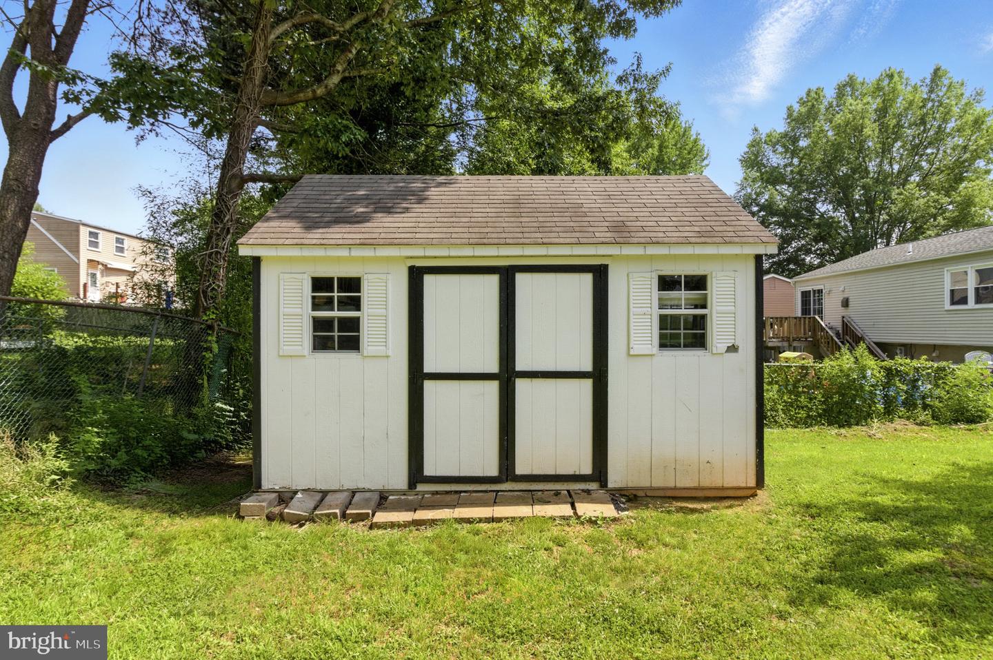 13727 MAHONEY DR, WOODBRIDGE, Virginia 22193, 3 Bedrooms Bedrooms, ,1 BathroomBathrooms,Residential,For sale,13727 MAHONEY DR,VAPW2097228 MLS # VAPW2097228