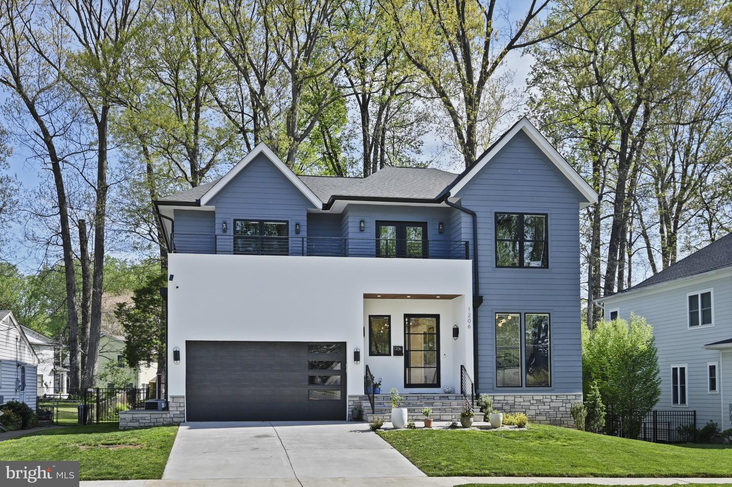 1206 COTTAGE ST SW, VIENNA, Virginia 22180, 5 Bedrooms Bedrooms, ,4 BathroomsBathrooms,Residential,For sale,1206 COTTAGE ST SW,VAFX2247946 MLS # VAFX2247946