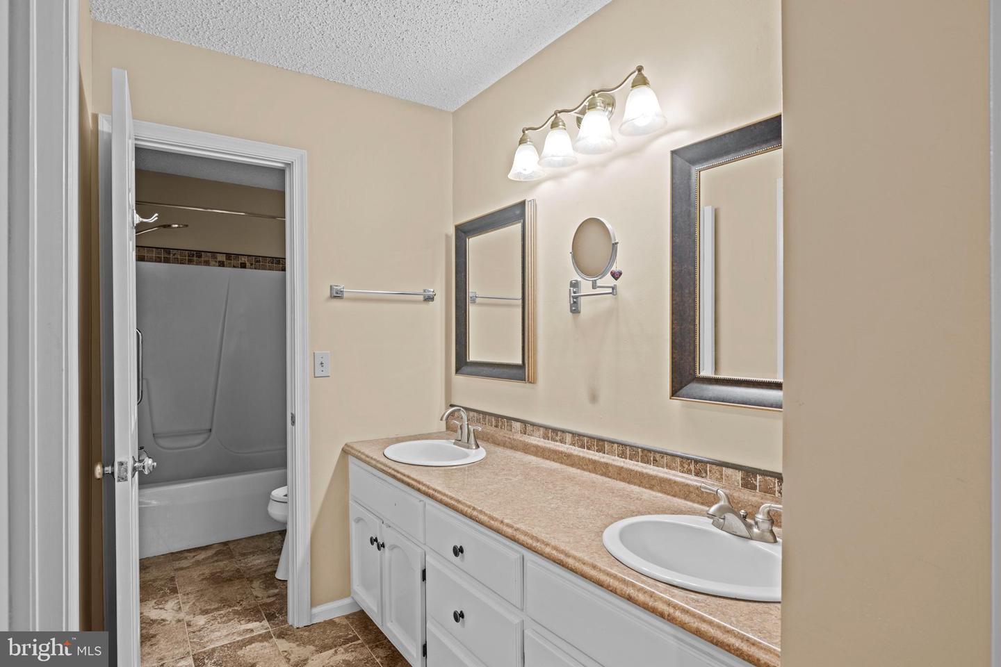 47 MARWOOD DR, PALMYRA, Virginia 22963, 4 Bedrooms Bedrooms, ,3 BathroomsBathrooms,Residential,For sale,47 MARWOOD DR,VAFN2000474 MLS # VAFN2000474