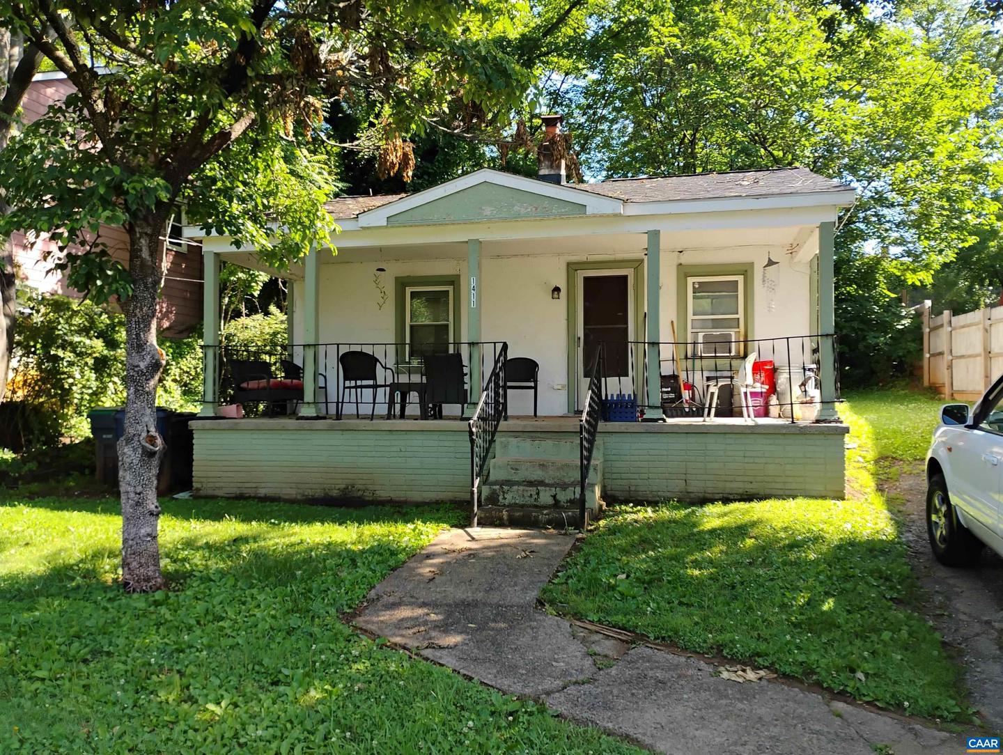 1411 VINE ST, CHARLOTTESVILLE, Virginia 22902, 2 Bedrooms Bedrooms, ,1 BathroomBathrooms,Residential,For sale,1411 VINE ST,665798 MLS # 665798