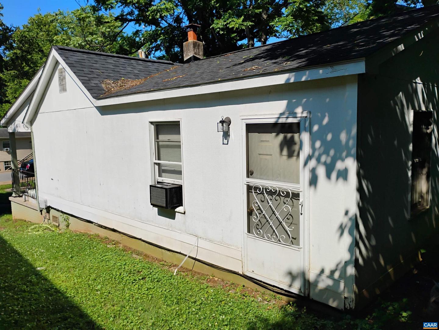 1411 VINE ST, CHARLOTTESVILLE, Virginia 22902, 2 Bedrooms Bedrooms, ,1 BathroomBathrooms,Residential,For sale,1411 VINE ST,665798 MLS # 665798