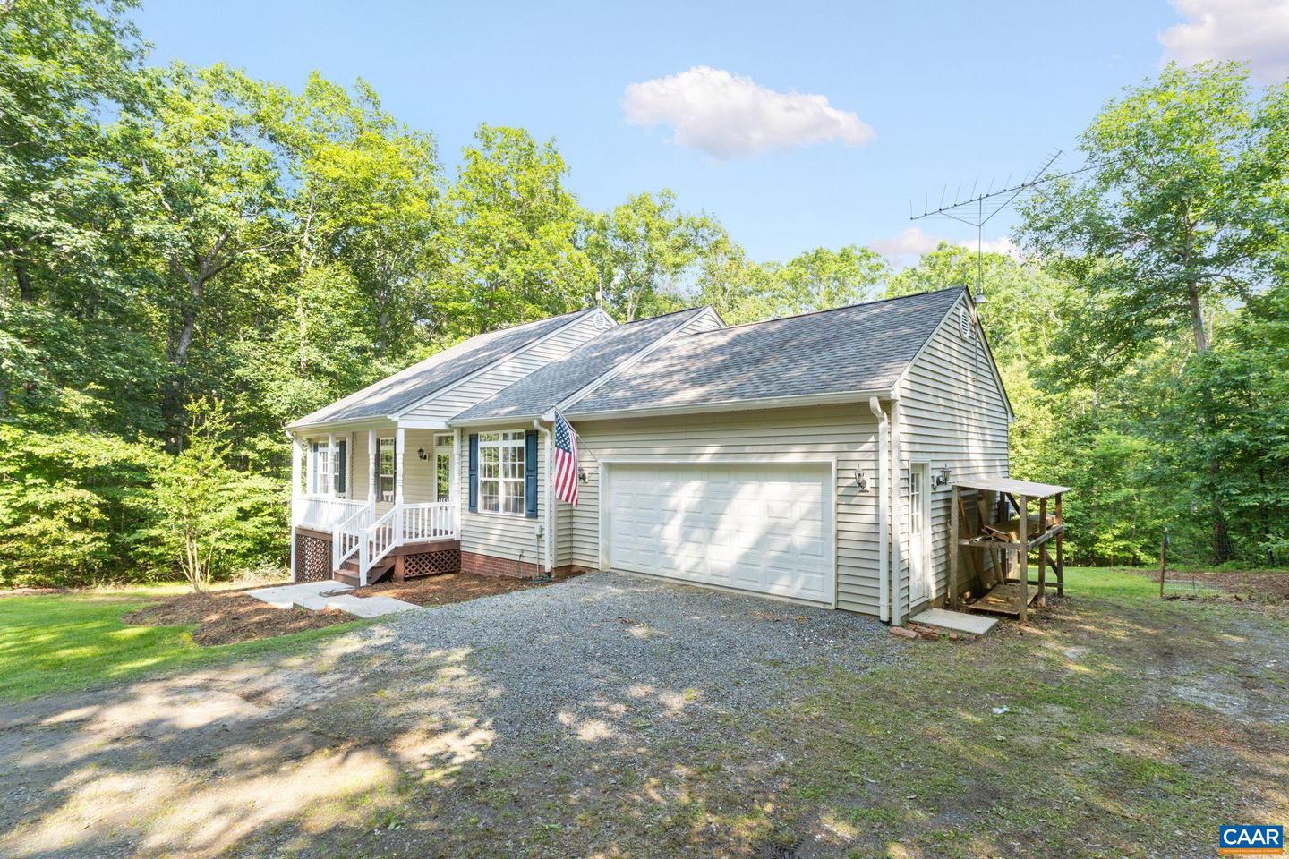 13161 DOGWOOD LN, BARBOURSVILLE, Virginia 22923, 4 Bedrooms Bedrooms, ,3 BathroomsBathrooms,Residential,For sale,13161 DOGWOOD LN,665799 MLS # 665799