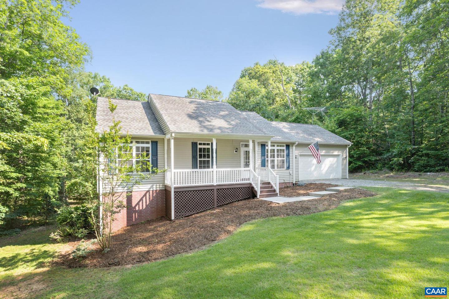 13161 DOGWOOD LN, BARBOURSVILLE, Virginia 22923, 4 Bedrooms Bedrooms, ,3 BathroomsBathrooms,Residential,For sale,13161 DOGWOOD LN,665799 MLS # 665799