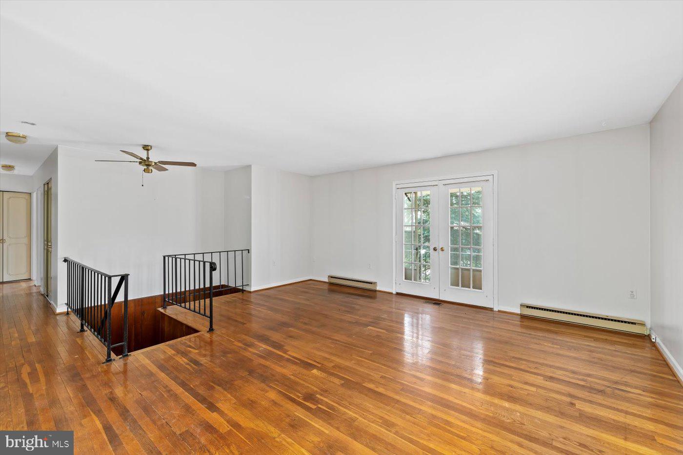 1605 N AMELIA ST, STERLING, Virginia 20164, 3 Bedrooms Bedrooms, ,3 BathroomsBathrooms,Residential,For sale,1605 N AMELIA ST,VALO2099732 MLS # VALO2099732
