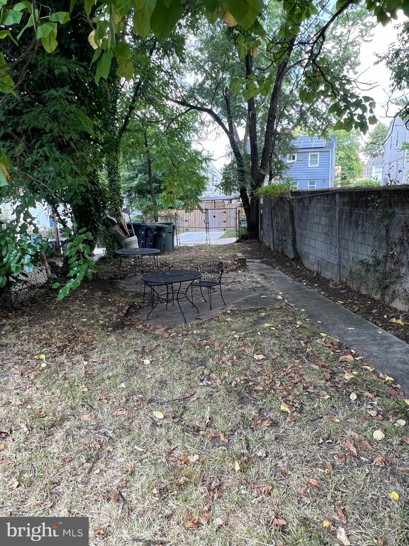 808 DIVISION AVENUE NE, WASHINGTON, District Of Columbia 20019, 2 Bedrooms Bedrooms, ,1 BathroomBathrooms,Residential,For sale,808 DIVISION AVENUE NE,DCDC2206146 MLS # DCDC2206146