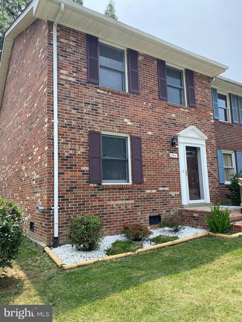 241 FARRELL LN, FREDERICKSBURG, Virginia 22401, 3 Bedrooms Bedrooms, ,2 BathroomsBathrooms,Residential,For sale,241 FARRELL LN,VAFB2008316 MLS # VAFB2008316