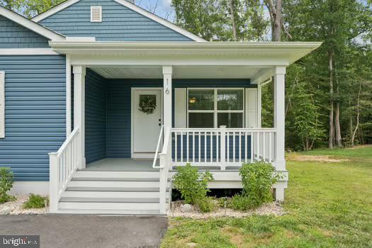 16 PLACID RD, COLONIAL BEACH, Virginia 22443, 3 Bedrooms Bedrooms, ,2 BathroomsBathrooms,Residential,For sale,16 PLACID RD,VAWE2009016 MLS # VAWE2009016