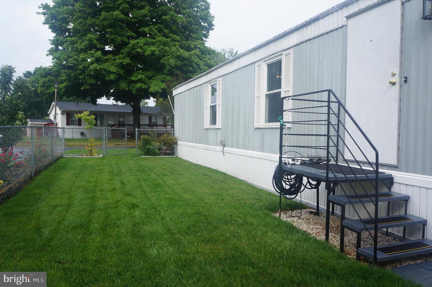 20 MARYANNE AVE, STAFFORD, Virginia 22554, 2 Bedrooms Bedrooms, ,2 BathroomsBathrooms,Residential,For sale,20 MARYANNE AVE,VAST2039816 MLS # VAST2039816