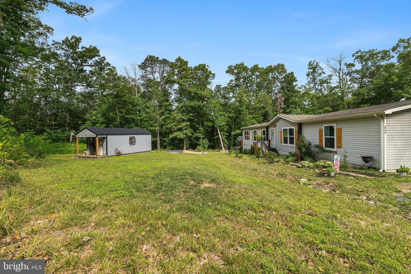 2749 E LEE HWY, NEW MARKET, Virginia 22844, 4 Bedrooms Bedrooms, ,2 BathroomsBathrooms,Residential,For sale,2749 E LEE HWY,VASH2011708 MLS # VASH2011708