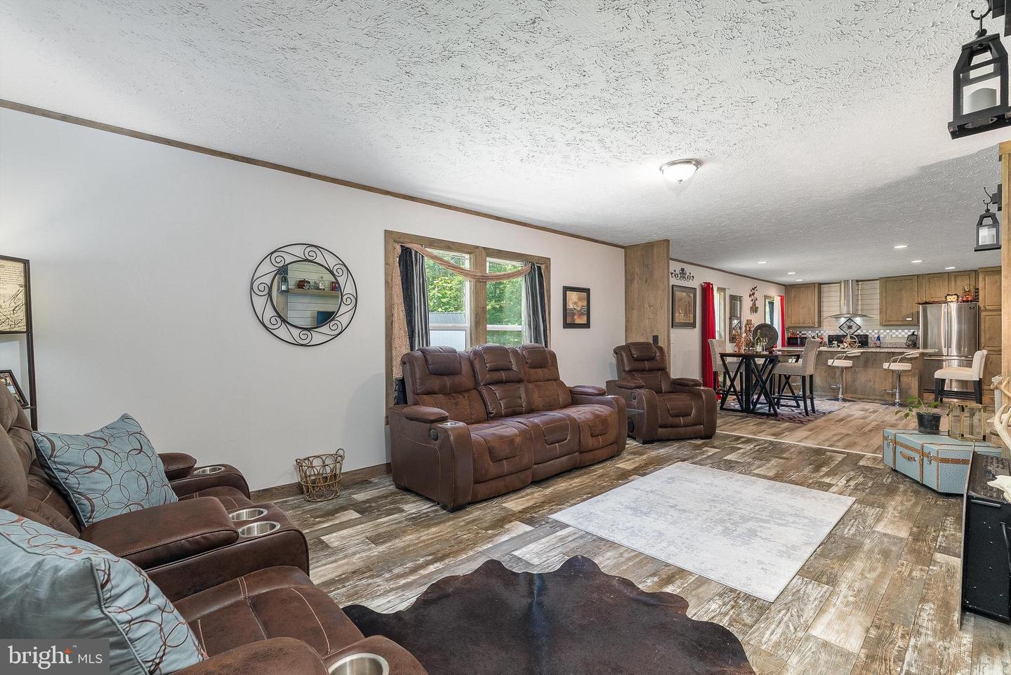 2749 E LEE HWY, NEW MARKET, Virginia 22844, 4 Bedrooms Bedrooms, ,2 BathroomsBathrooms,Residential,For sale,2749 E LEE HWY,VASH2011708 MLS # VASH2011708
