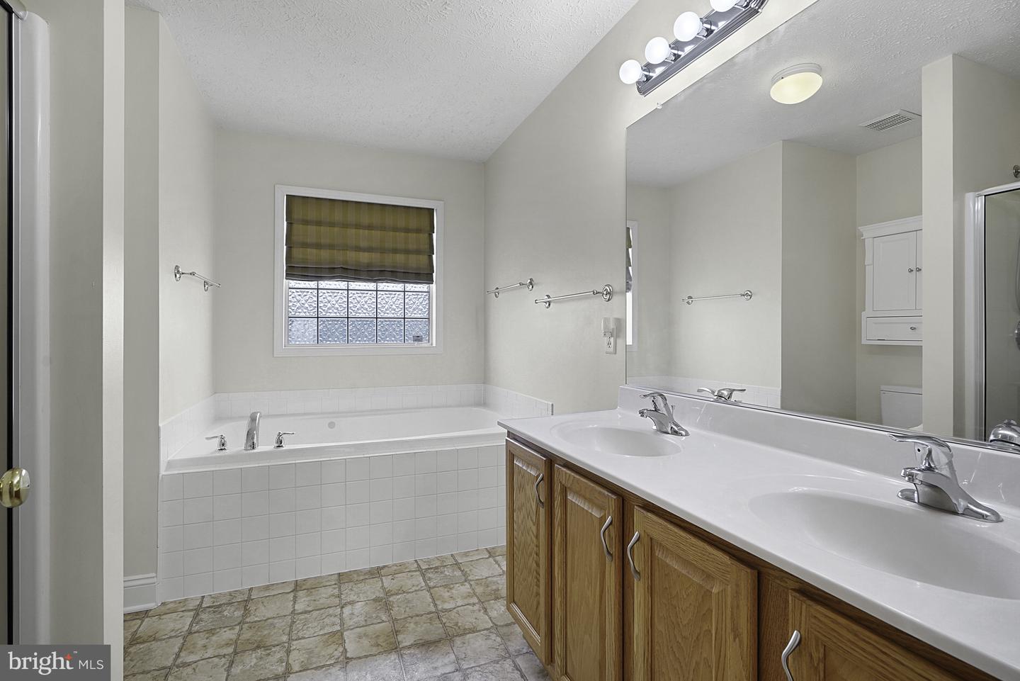 199 OLYMPIC DR, STAFFORD, Virginia 22554, 4 Bedrooms Bedrooms, ,2 BathroomsBathrooms,Residential,For sale,199 OLYMPIC DR,VAST2039828 MLS # VAST2039828