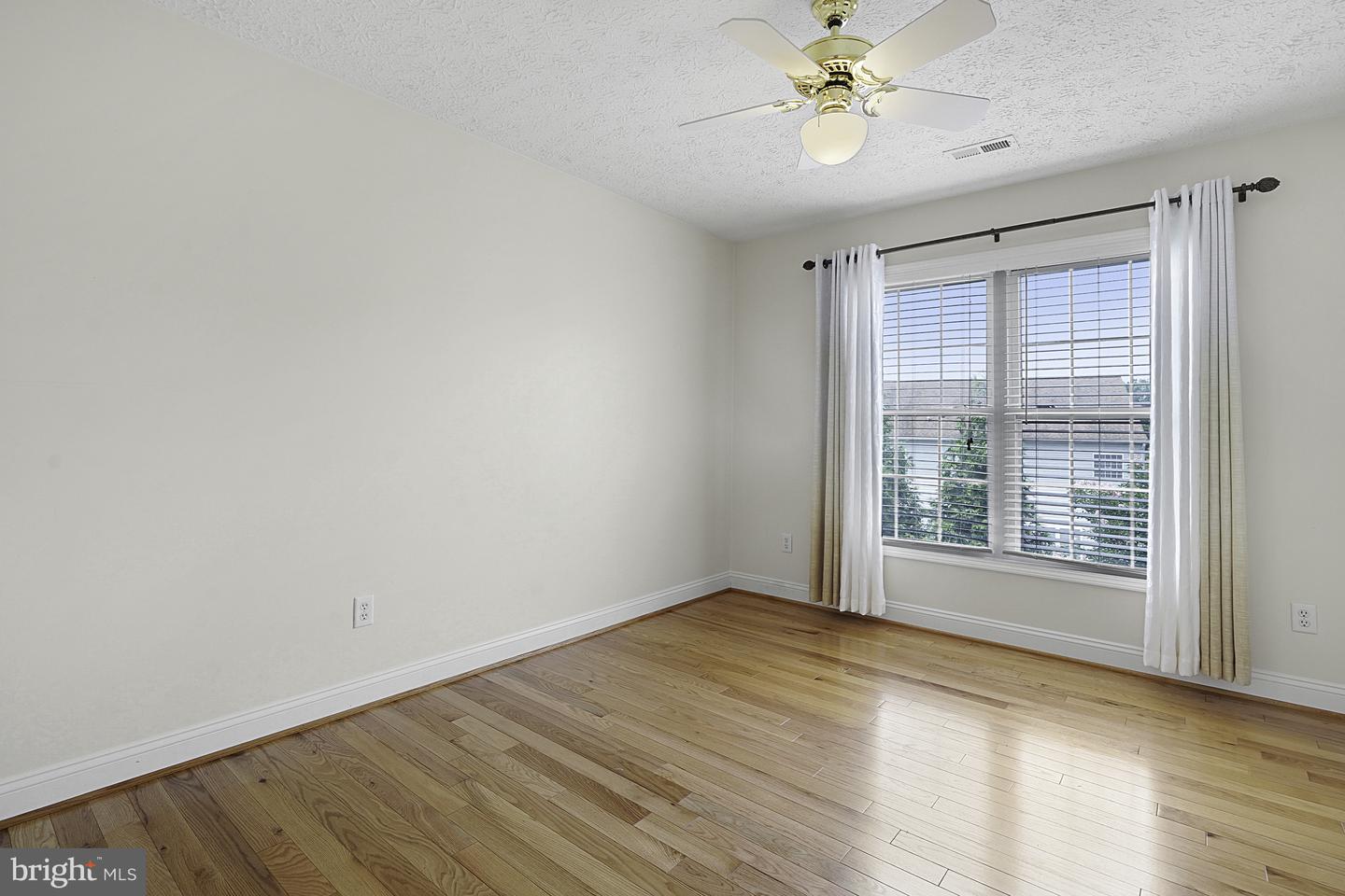 199 OLYMPIC DR, STAFFORD, Virginia 22554, 4 Bedrooms Bedrooms, ,2 BathroomsBathrooms,Residential,For sale,199 OLYMPIC DR,VAST2039828 MLS # VAST2039828