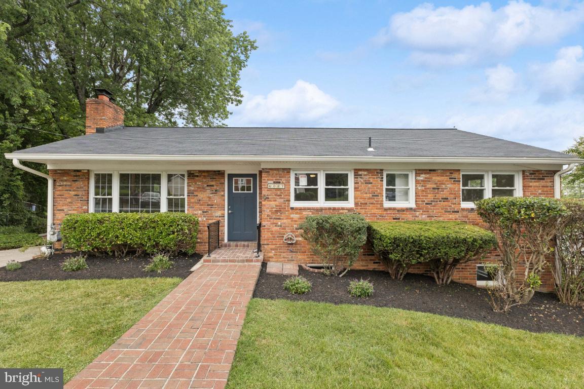 6087 8TH PL N, ARLINGTON, Virginia 22205, 4 Bedrooms Bedrooms, ,3 BathroomsBathrooms,Residential,For sale,6087 8TH PL N,VAAR2059266 MLS # VAAR2059266