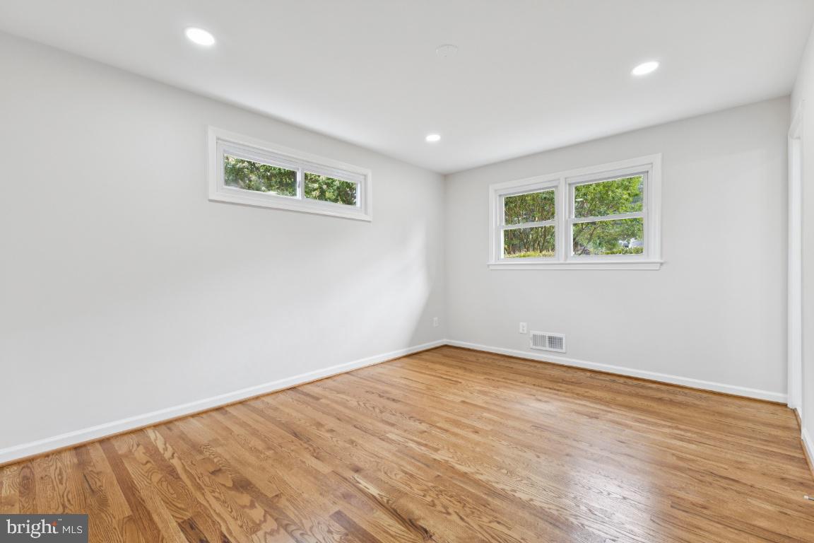 6087 8TH PL N, ARLINGTON, Virginia 22205, 4 Bedrooms Bedrooms, ,3 BathroomsBathrooms,Residential,For sale,6087 8TH PL N,VAAR2059266 MLS # VAAR2059266