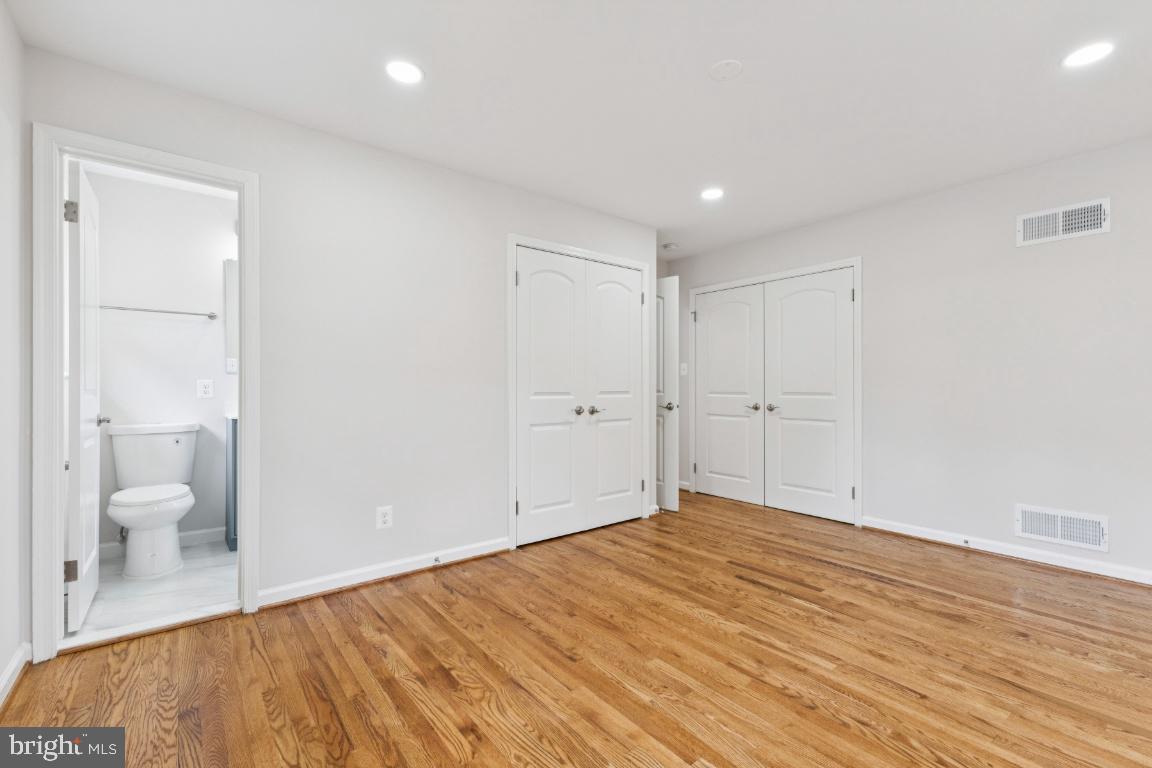 6087 8TH PL N, ARLINGTON, Virginia 22205, 4 Bedrooms Bedrooms, ,3 BathroomsBathrooms,Residential,For sale,6087 8TH PL N,VAAR2059266 MLS # VAAR2059266