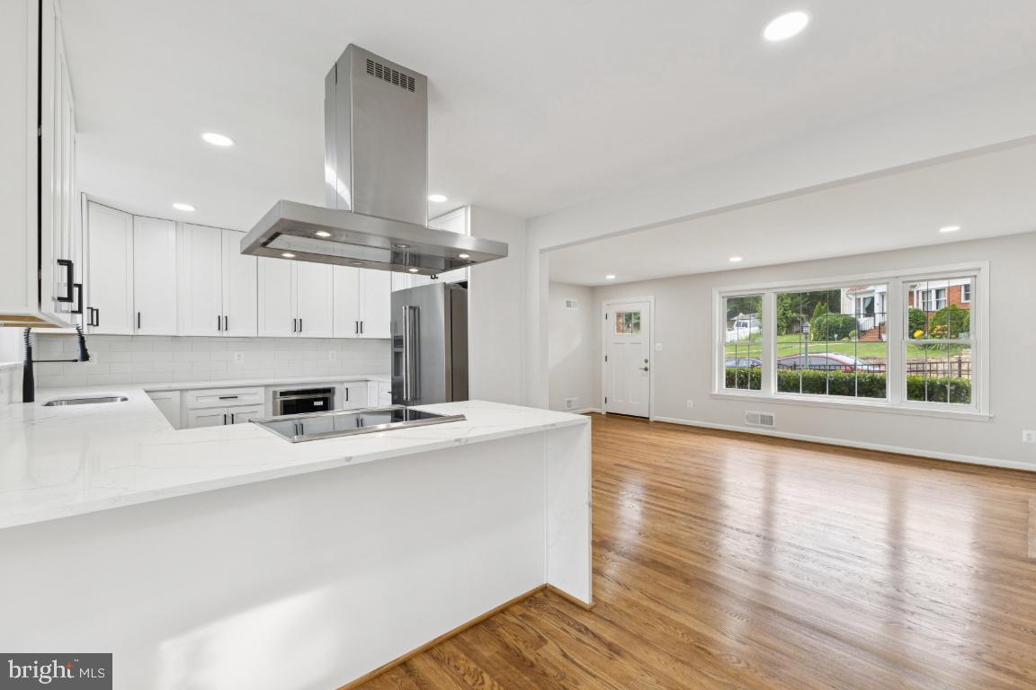 6087 8TH PL N, ARLINGTON, Virginia 22205, 4 Bedrooms Bedrooms, ,3 BathroomsBathrooms,Residential,For sale,6087 8TH PL N,VAAR2059266 MLS # VAAR2059266
