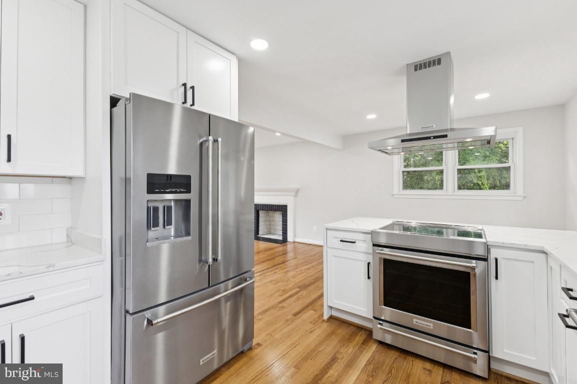 6087 8TH PL N, ARLINGTON, Virginia 22205, 4 Bedrooms Bedrooms, ,3 BathroomsBathrooms,Residential,For sale,6087 8TH PL N,VAAR2059266 MLS # VAAR2059266