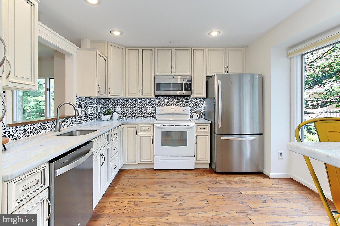 12511 N LAKE CT, FAIRFAX, Virginia 22033, 3 Bedrooms Bedrooms, ,3 BathroomsBathrooms,Residential,For sale,12511 N LAKE CT,VAFX2247956 MLS # VAFX2247956