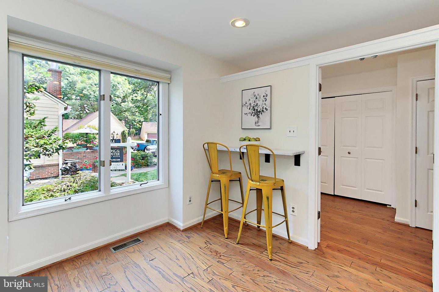 12511 N LAKE CT, FAIRFAX, Virginia 22033, 3 Bedrooms Bedrooms, ,3 BathroomsBathrooms,Residential,For sale,12511 N LAKE CT,VAFX2247956 MLS # VAFX2247956