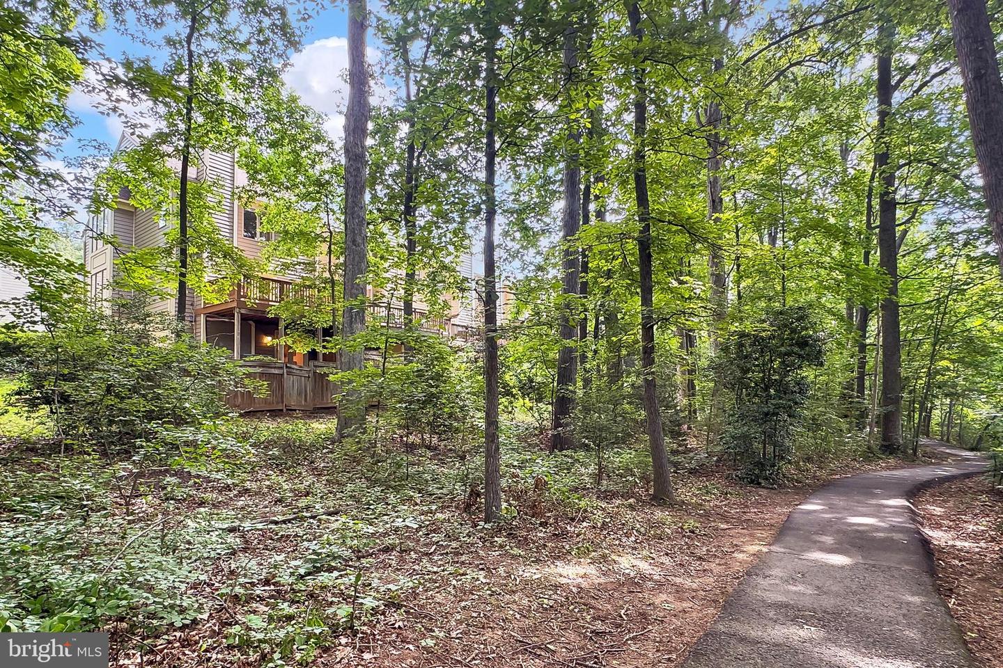 12511 N LAKE CT, FAIRFAX, Virginia 22033, 3 Bedrooms Bedrooms, ,3 BathroomsBathrooms,Residential,For sale,12511 N LAKE CT,VAFX2247956 MLS # VAFX2247956