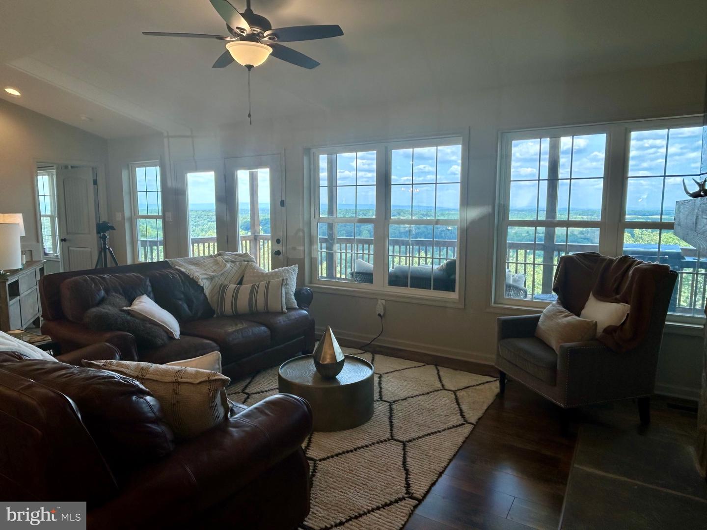 240 HOWELLSVILLE RD, FRONT ROYAL, Virginia 22630, 4 Bedrooms Bedrooms, ,2 BathroomsBathrooms,Residential,For sale,240 HOWELLSVILLE RD,VAWR2011488 MLS # VAWR2011488
