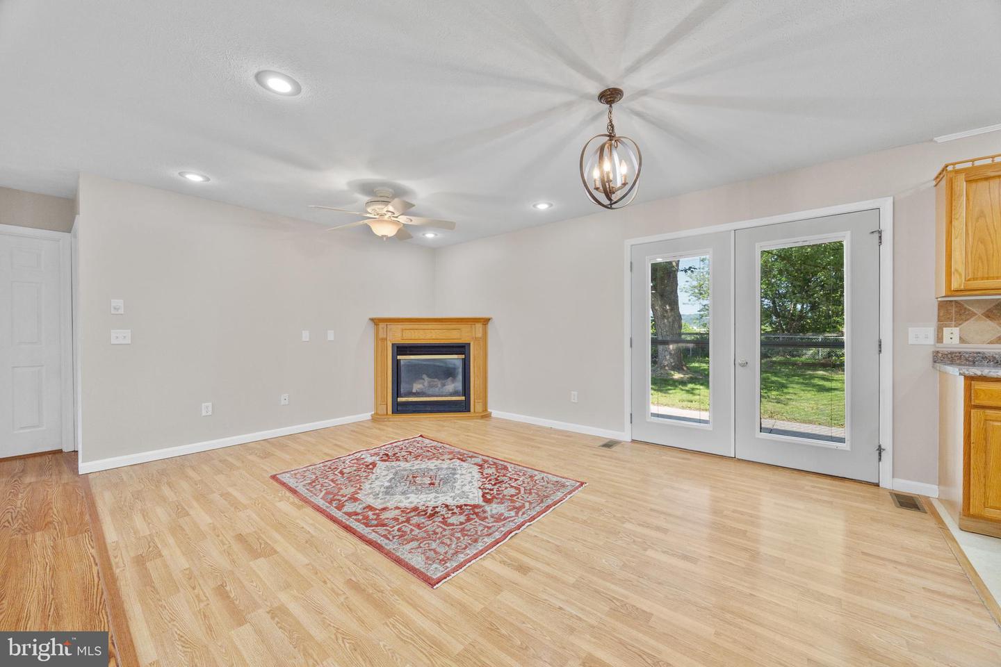 188 S SUNSET DR, BROADWAY, Virginia 22815, 3 Bedrooms Bedrooms, ,2 BathroomsBathrooms,Residential,For sale,188 S SUNSET DR,VARO2002380 MLS # VARO2002380