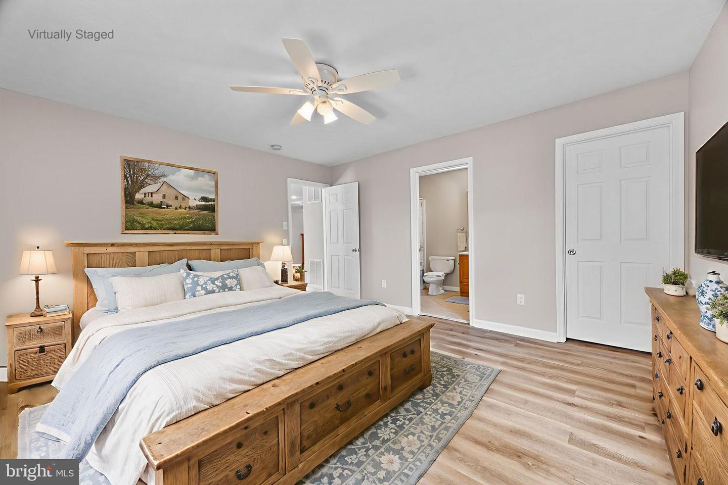 188 S SUNSET DR, BROADWAY, Virginia 22815, 3 Bedrooms Bedrooms, ,2 BathroomsBathrooms,Residential,For sale,188 S SUNSET DR,VARO2002380 MLS # VARO2002380