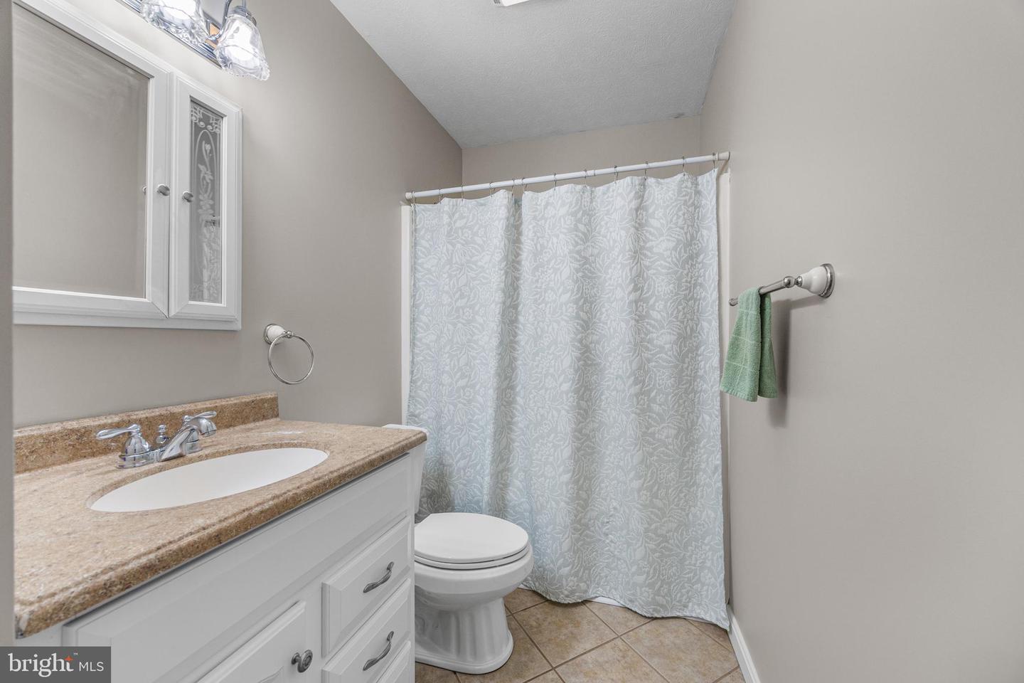 188 S SUNSET DR, BROADWAY, Virginia 22815, 3 Bedrooms Bedrooms, ,2 BathroomsBathrooms,Residential,For sale,188 S SUNSET DR,VARO2002380 MLS # VARO2002380